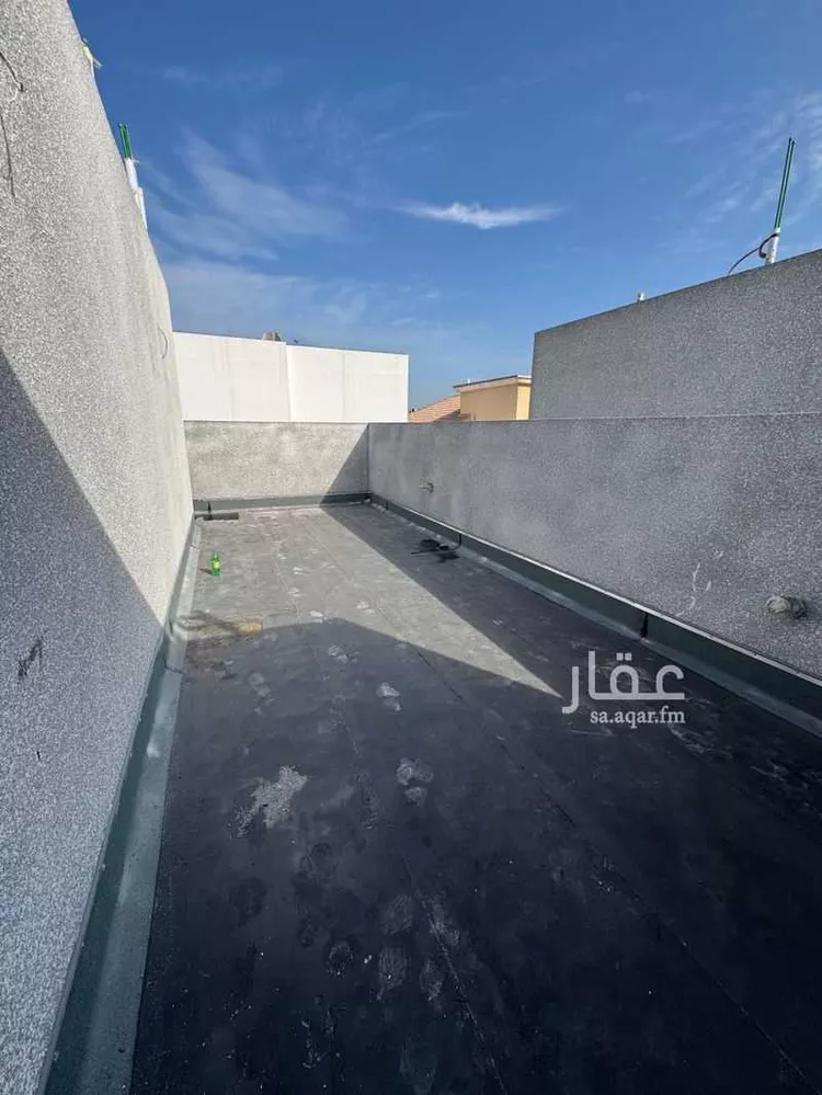 فيلا للبيع في شارع كعب ابن جماز, حي الشاطئ الشرقي, مدينة الدمام, المنطقة الشرقية صورة 5