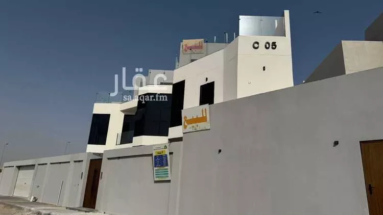 فيلا للبيع في شارع الحارث بن جندب, حي الشاطئ الشرقي, مدينة الدمام, المنطقة الشرقية صورة 3
