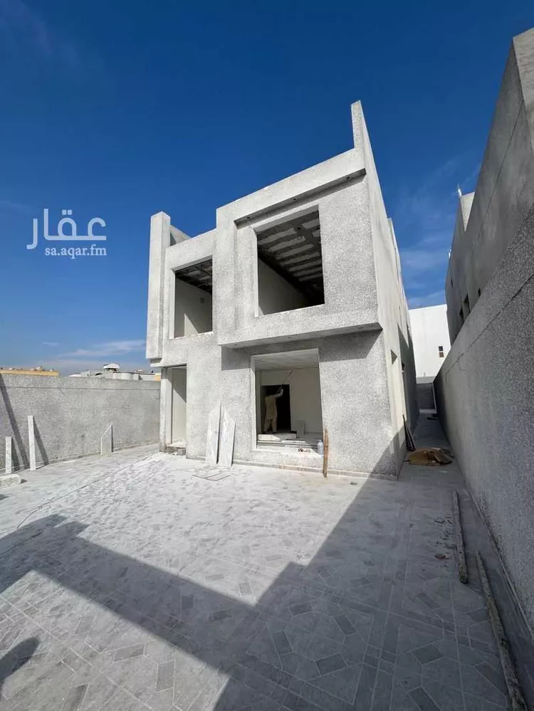 فيلا للبيع في شارع كعب ابن جماز, حي الشاطئ الشرقي, مدينة الدمام, المنطقة الشرقية صورة 2