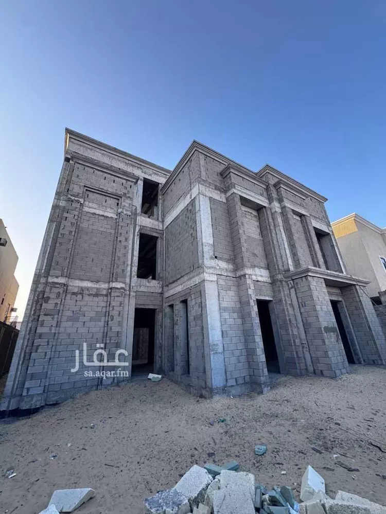 فيلا للبيع في شارع احمد العطار, حي الشاطئ الغربي, مدينة الدمام, المنطقة الشرقية صورة 3