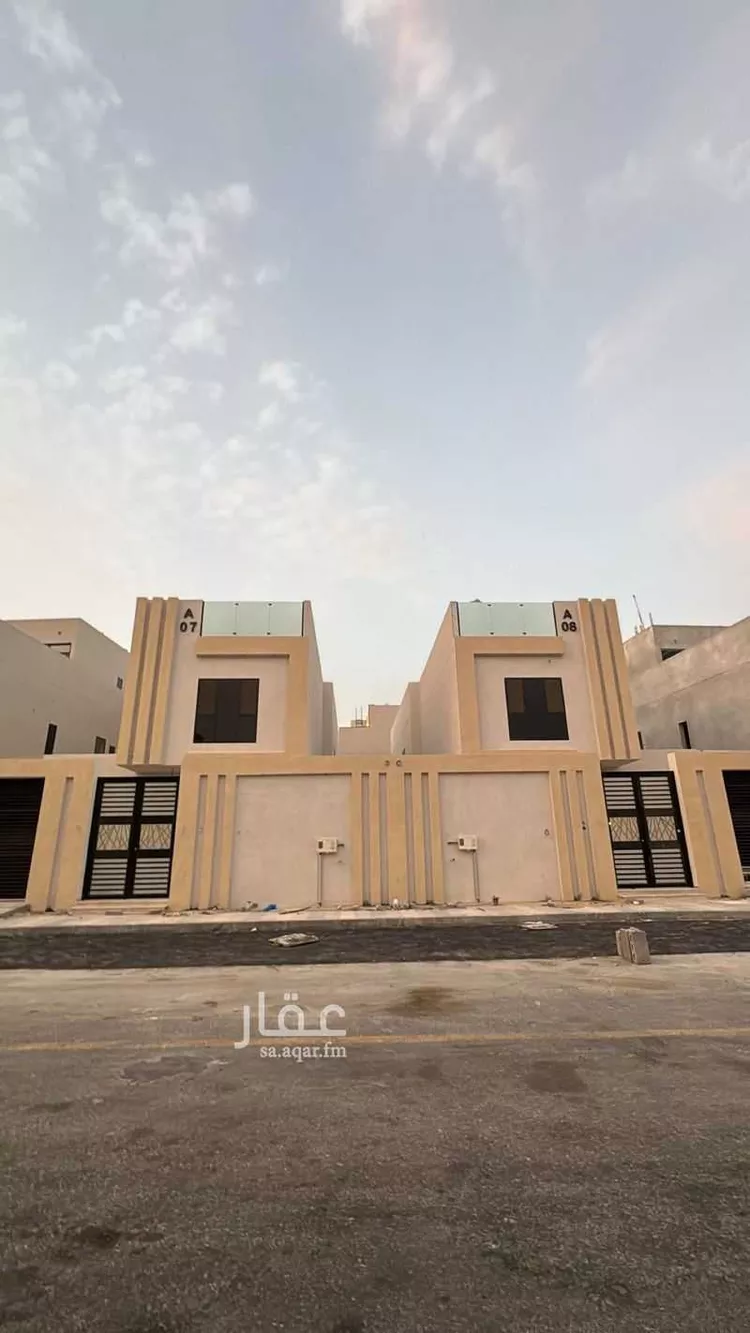 فيلا للبيع في شارع شجاع بن معالي, حي الشاطئ الغربي, مدينة الدمام, المنطقة الشرقية