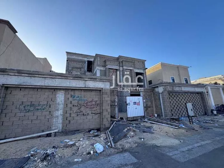 فيلا للبيع في شارع احمد العطار, حي الشاطئ الغربي, مدينة الدمام, المنطقة الشرقية