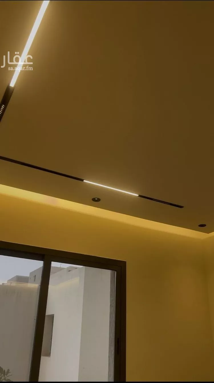 فيلا للإيجار في شارع علي بن عمر الحمامي, حي مطار الملك خالد الدولي, مدينة الرياض, منطقة الرياض