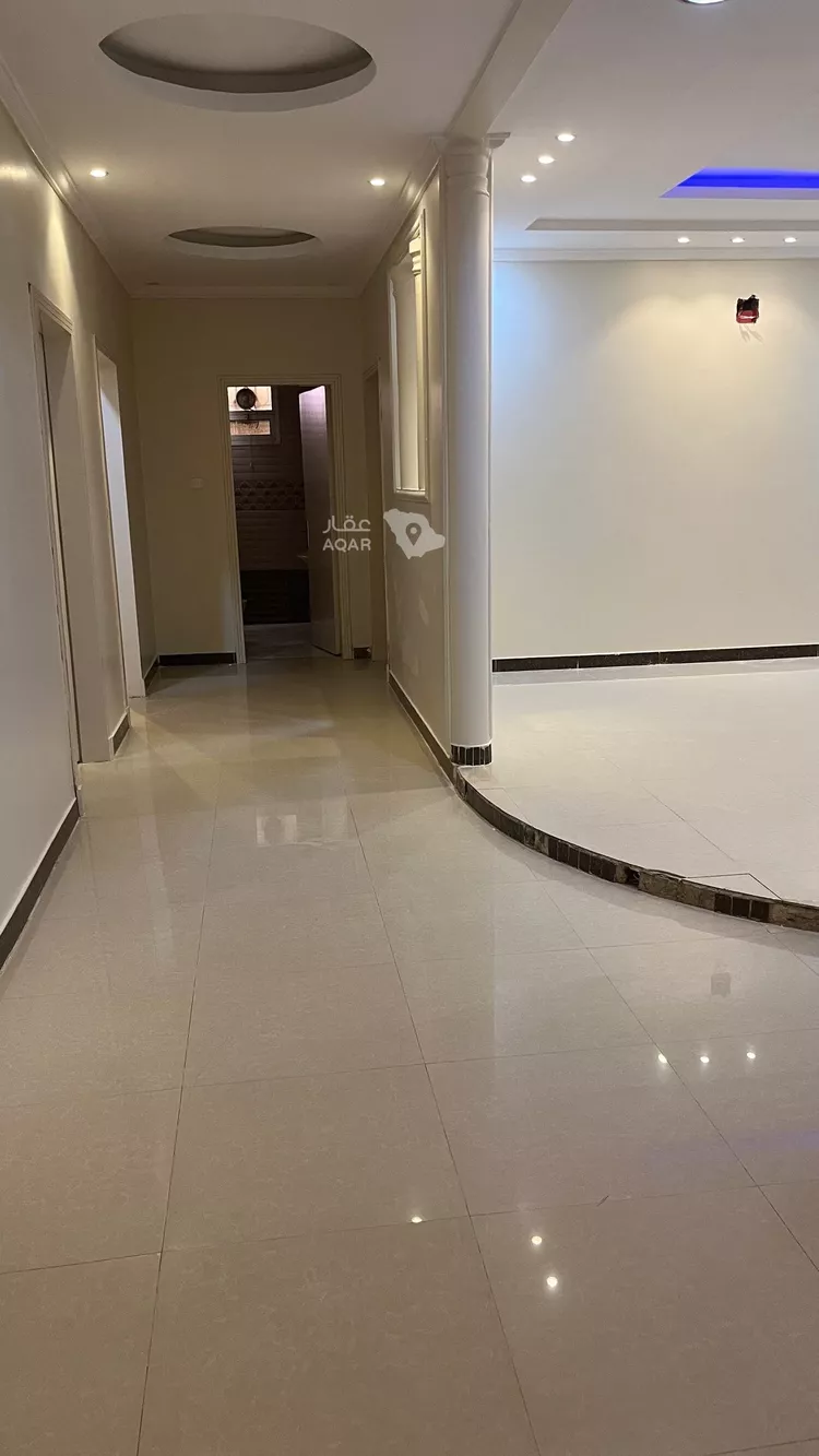 Floor for Rent in Riyadh Ar Rimal 12