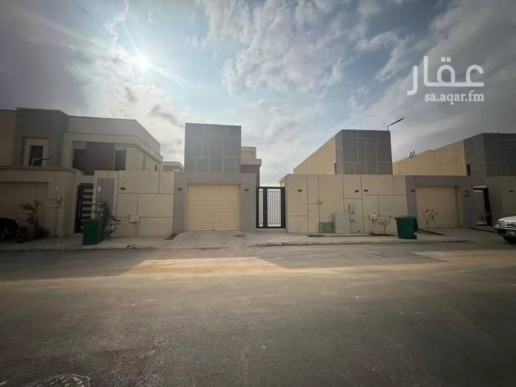 فيلا للإيجار في شارع 1646, حي الجنادرية, مدينة الرياض, منطقة الرياض صورة 3