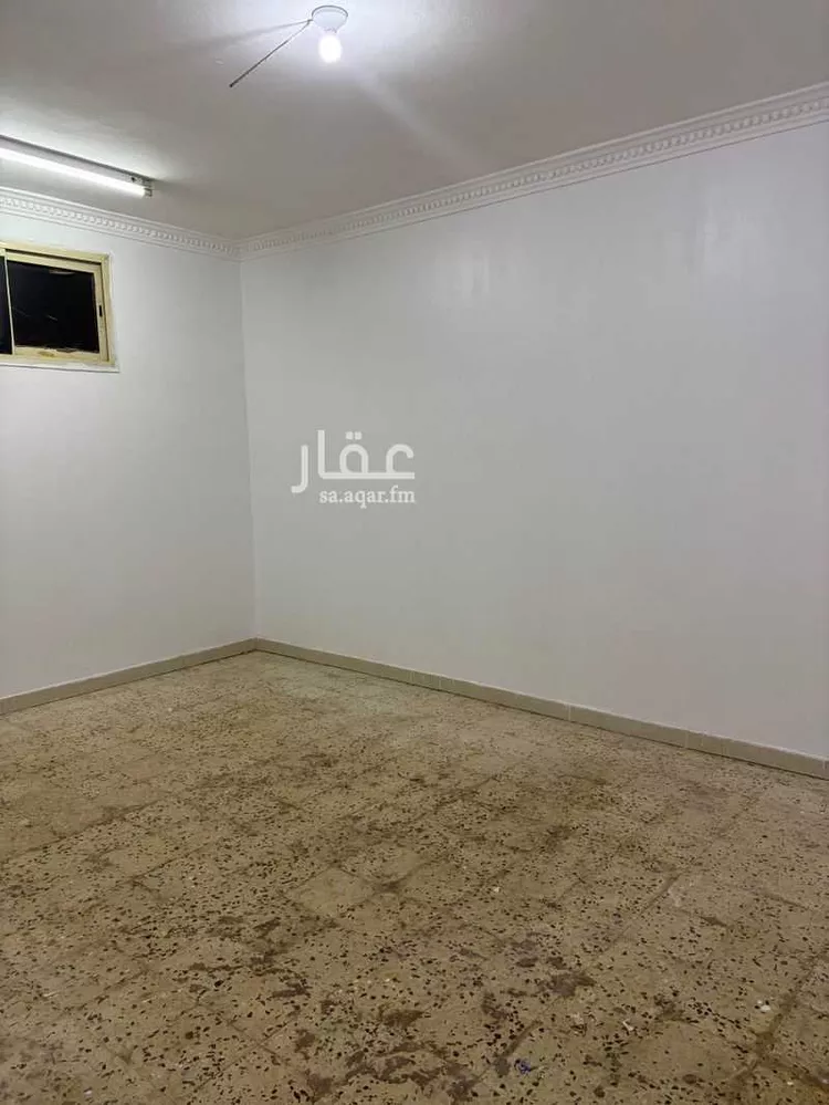شقة للإيجار في شارع محمد رشيد رضا, حي العزيزية, مدينة الرياض, منطقة الرياض صورة 3
