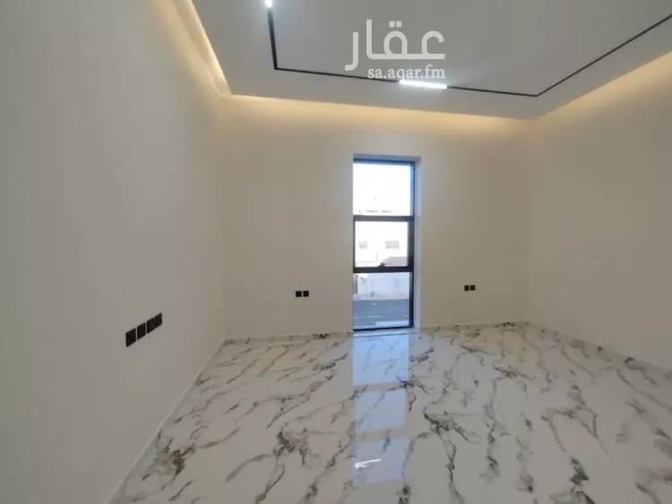 دور للبيع في شارع الرسالة, حي بدر, مدينة الرياض, منطقة الرياض صورة 5