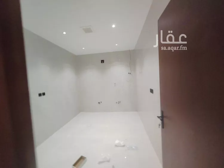 دور للبيع في شارع نجم الدين الايوبي, حي طويق, مدينة الرياض, منطقة الرياض صورة 2