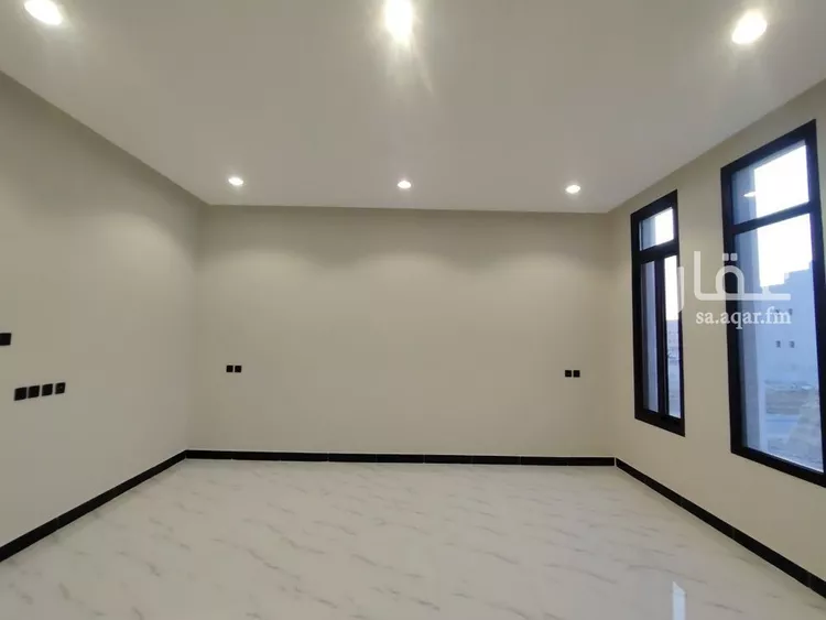 فيلا للبيع في شارع المشاعلة, حي ظهرة لبن, مدينة الرياض, منطقة الرياض صورة 3