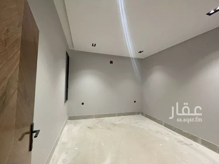دور للبيع في شارع العصامي, حي العريجاء الغربي, مدينة الرياض, منطقة الرياض صورة 3