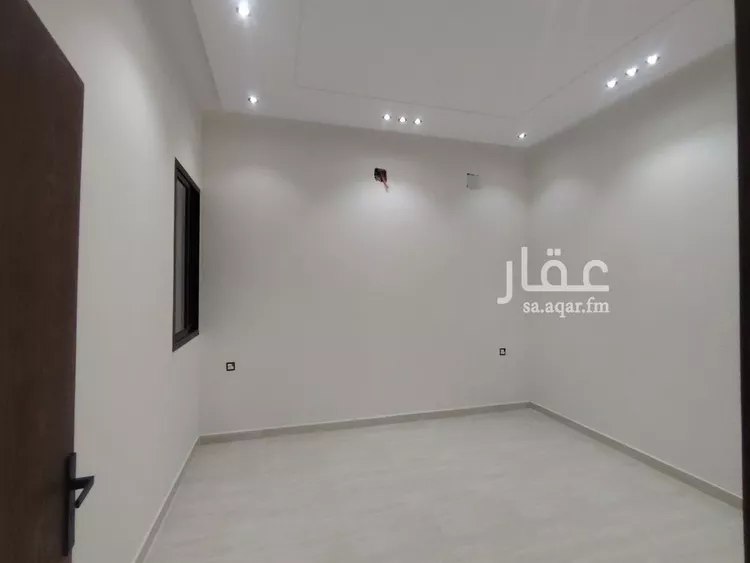 دور للبيع في شارع قتيبان, حي الحزم, مدينة الرياض, منطقة الرياض 9