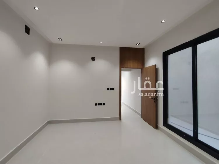 دور للبيع في شارع حامد القاري, حي عكاظ, مدينة الرياض, منطقة الرياض 9