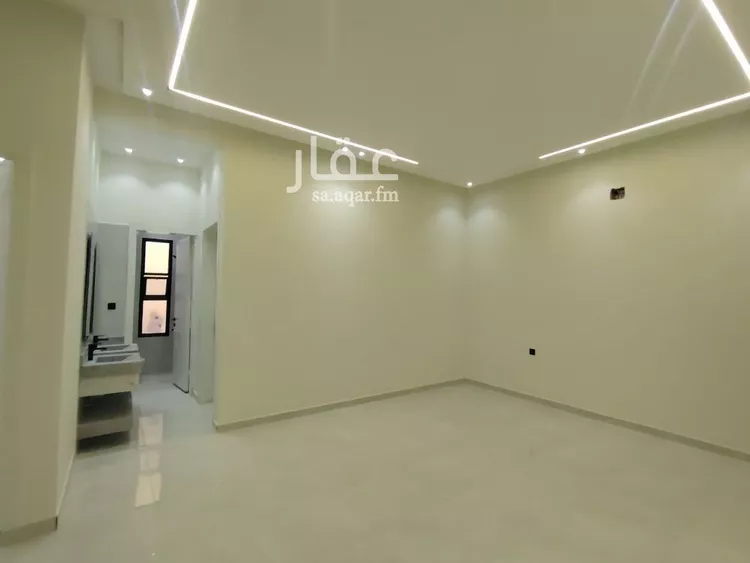 فيلا للبيع في شارع البحيرات, حي العريجاء الغربي, مدينة الرياض, منطقة الرياض صورة 3