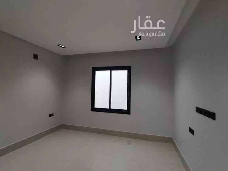 فيلا للبيع في شارع العجلان , حي عكاظ, مدينة الرياض, منطقة الرياض صورة 3