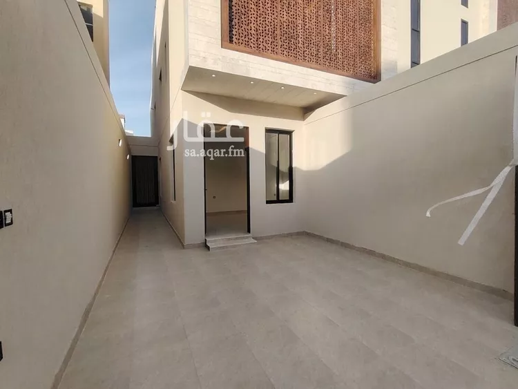 دور للبيع في شارع قتيبان, حي الحزم, مدينة الرياض, منطقة الرياض صورة 2