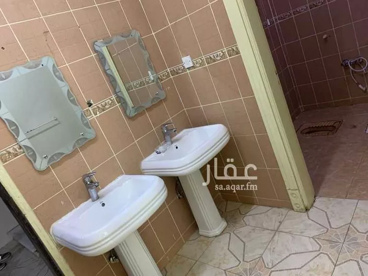 شقة للإيجار في شارع جبر بن سيار ، حي الندوة ، الرياض ، منطقة الرياض صورة 2