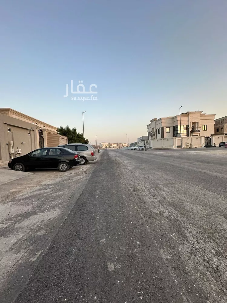 فيلا للبيع في شارع بكر التهامي, حي ضاحية الملك فهد, مدينة الدمام, المنطقة الشرقية صورة 4