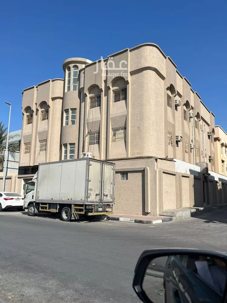 عمارة للبيع في حي الجلوية, مدينة الدمام, المنطقة الشرقية صورة 3