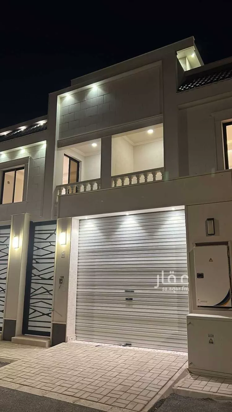 دور للبيع في شارع الوادي الاخضر, حي ديراب, مدينة الرياض, منطقة الرياض 18