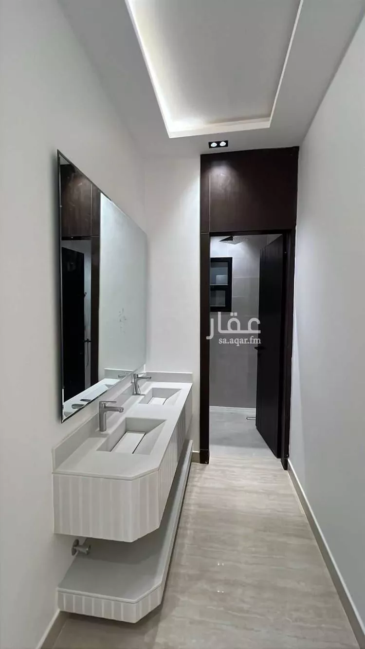 دور للبيع في شارع الوادي الاخضر, حي ديراب, مدينة الرياض, منطقة الرياض 24
