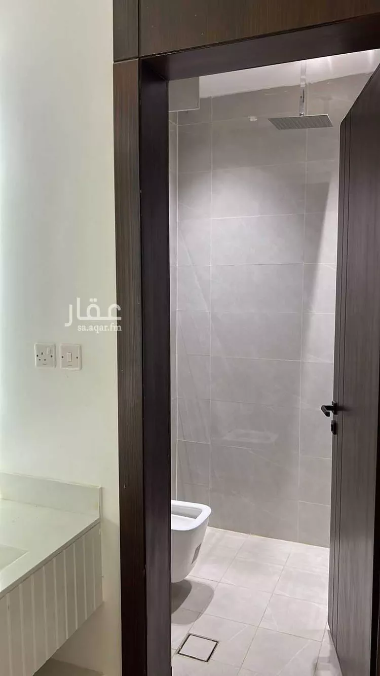 دور للبيع في شارع الوادي الاخضر, حي ديراب, مدينة الرياض, منطقة الرياض 6