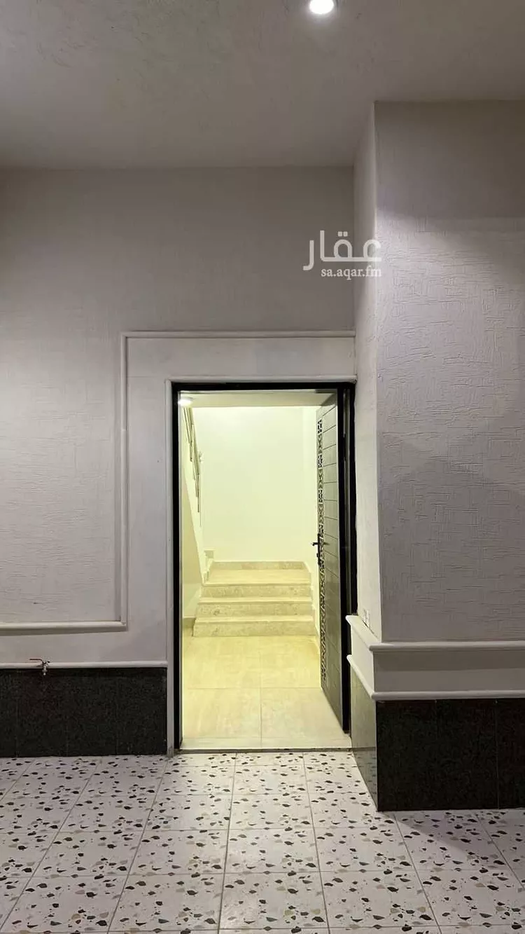 دور للبيع في شارع الوادي الاخضر, حي ديراب, مدينة الرياض, منطقة الرياض 20