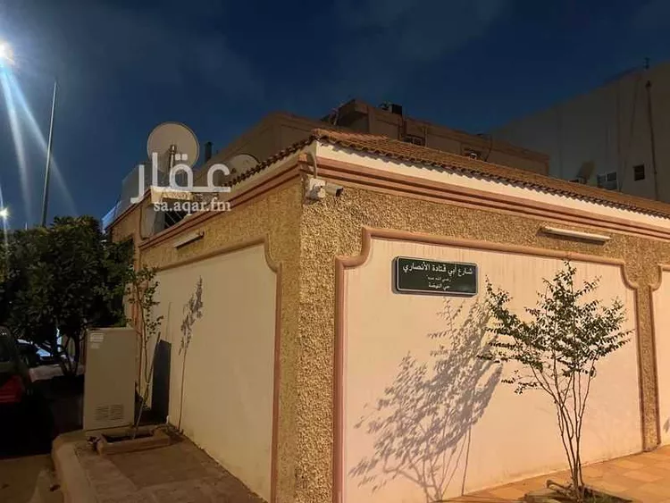 فيلا للبيع في شارع أبي قتادة الأنصاري, حي النهضة, مدينة الرياض, منطقة الرياض صورة 3