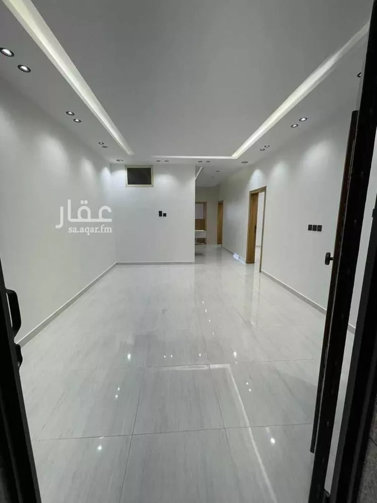 عمارة للإيجار في شارع وجيهه ال الجحل 1618, مدينة خميس مشيط, منطقة عسير صورة 4