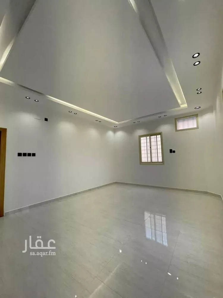 عمارة للإيجار في شارع وجيهه ال الجحل 1618, مدينة خميس مشيط, منطقة عسير صورة 2