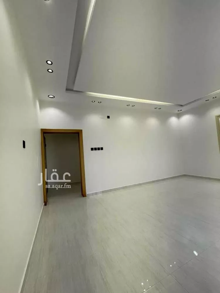 عمارة للإيجار في شارع وجيهه ال الجحل 1618, مدينة خميس مشيط, منطقة عسير صورة 3