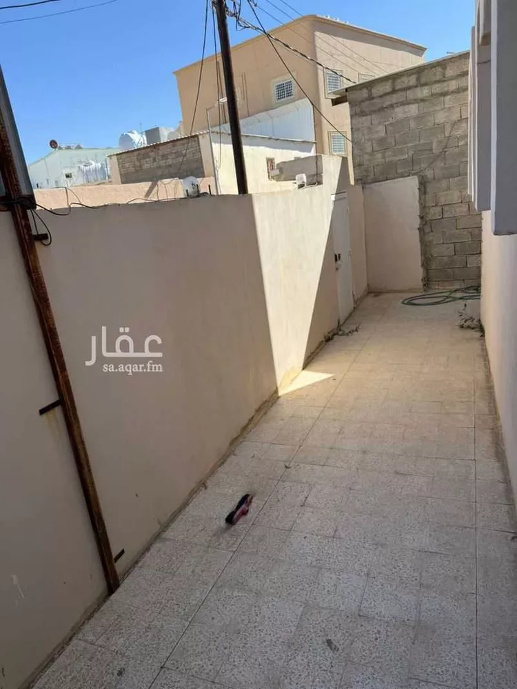 عمارة للبيع في شارع مالك ابن صعصعة, حي الهرير الغربى, مدينة خميس مشيط, منطقة عسير صورة 4