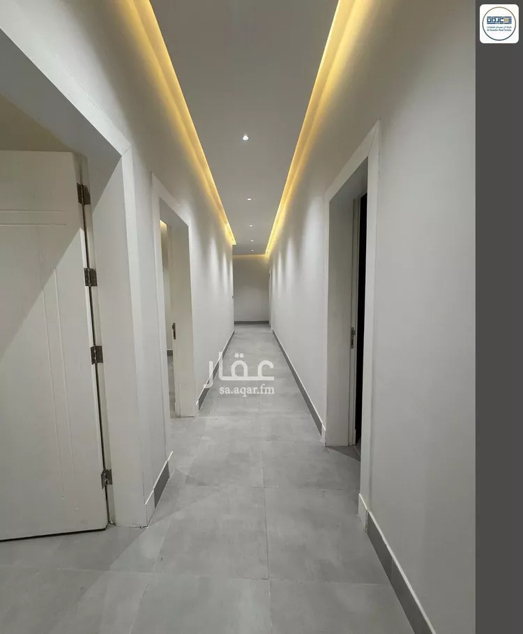 Floor for Sale in Riyadh Al Qadisiyah 8