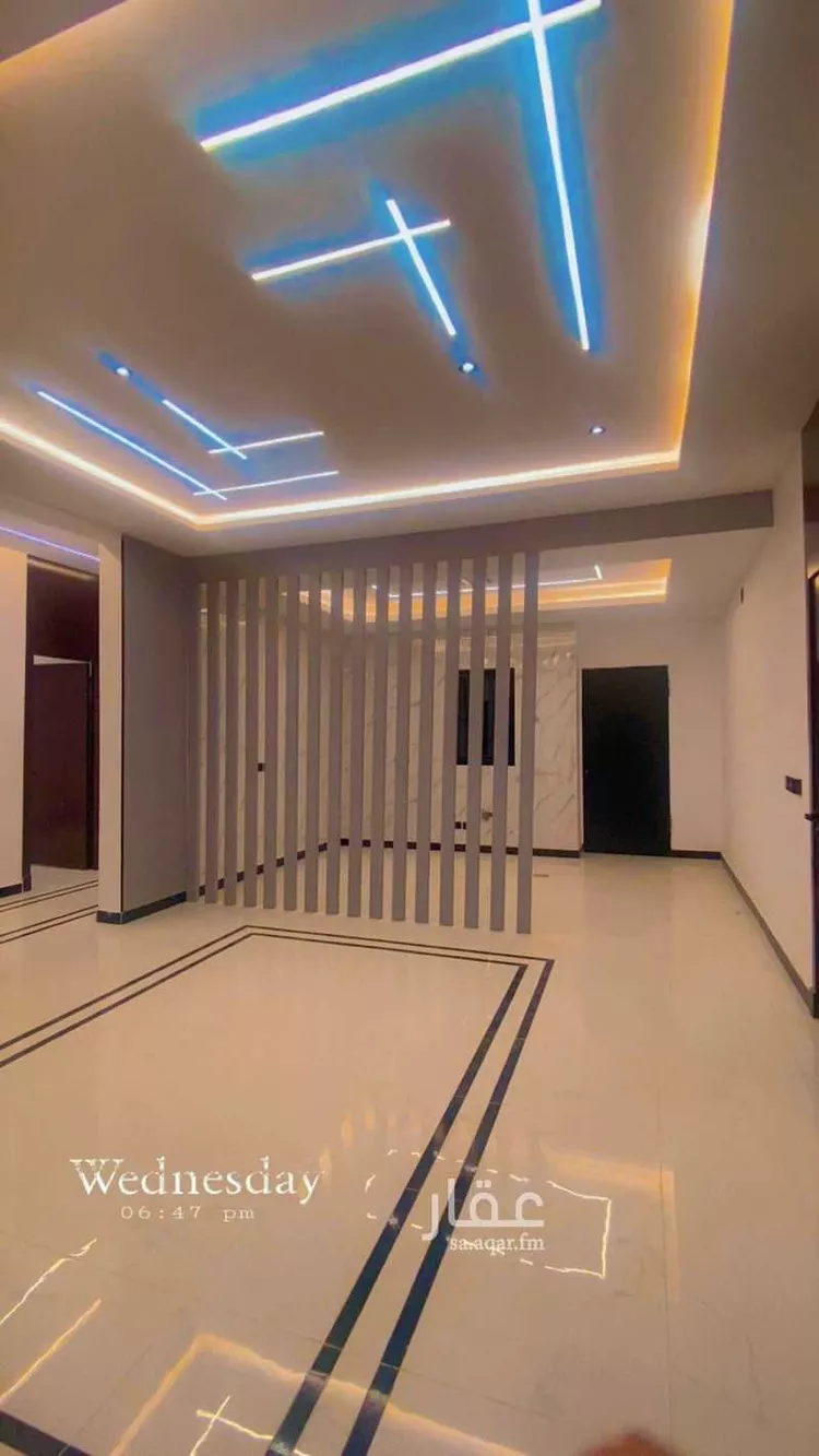 Floor for Sale in Riyadh Al Janadriyah 8