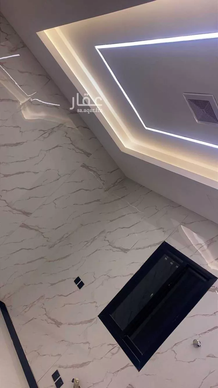 Floor for Sale in Riyadh Al Janadriyah صورة 4