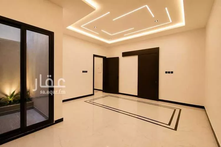 Floor for Sale in Riyadh Al Janadriyah 24