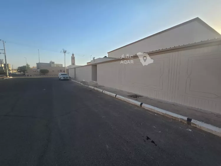 عمارة للبيع في شارع صلاح الدين الايوبي, حي الملك فهد, مدينة عقلة الصقور, منطقة القصيم 6