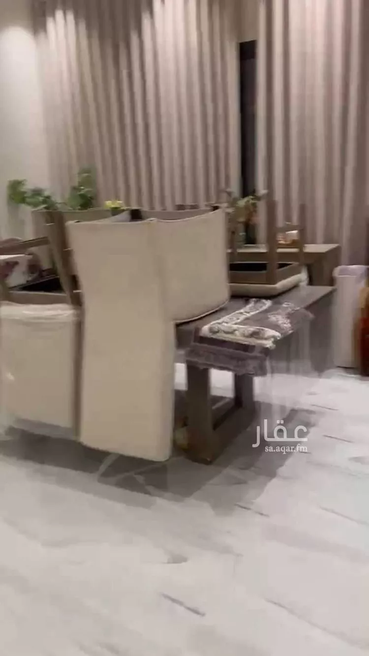 Floor for Rent in Riyadh Ar Rimal 8
