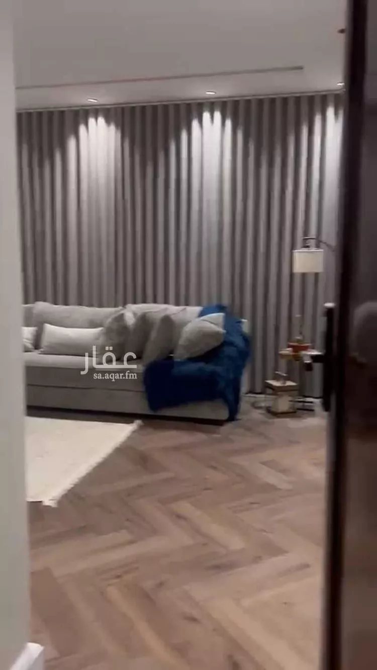 Floor for Rent in Riyadh Ar Rimal 11