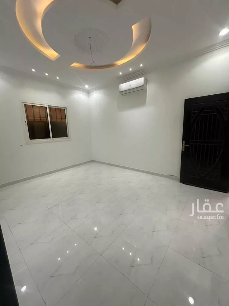 Floor for Rent in Riyadh Al Janadriyah صورة 4