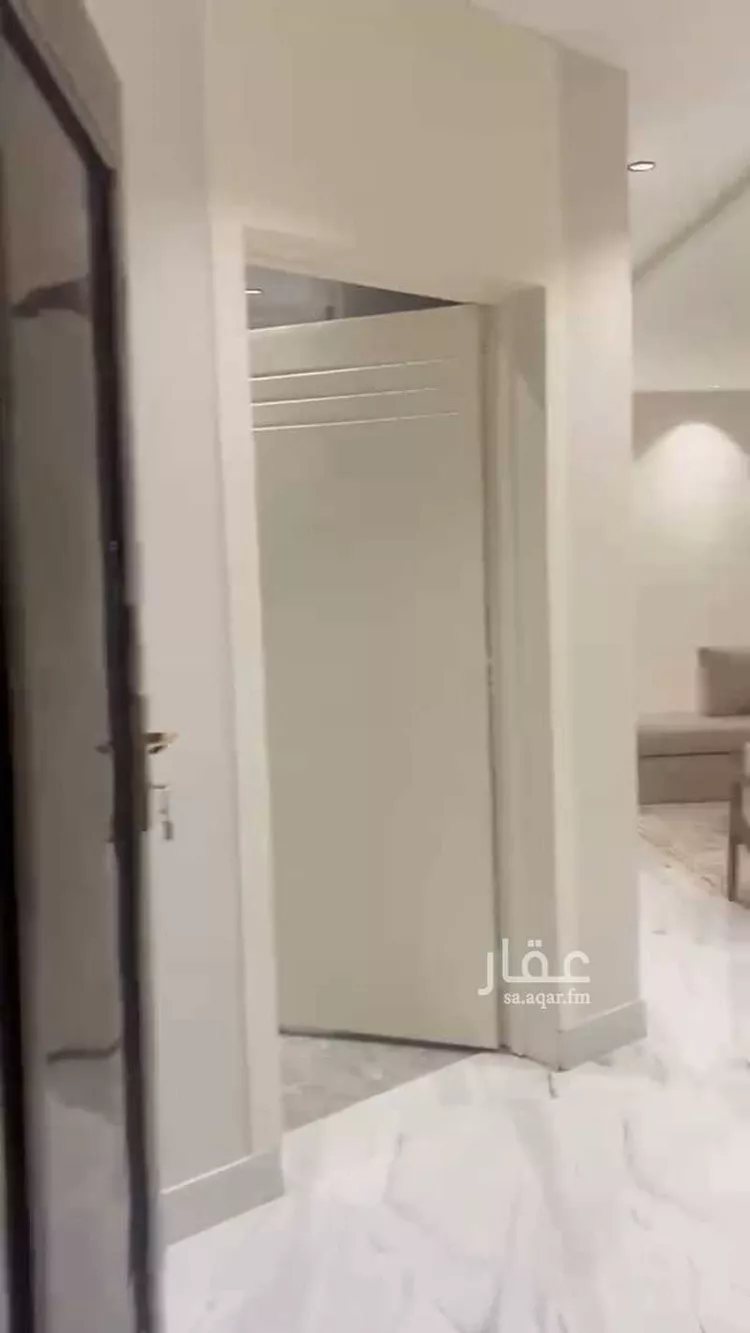 Floor for Rent in Riyadh Ar Rimal 12