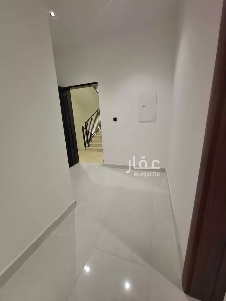 Floor for Rent in Riyadh Al Maizilah صورة 2