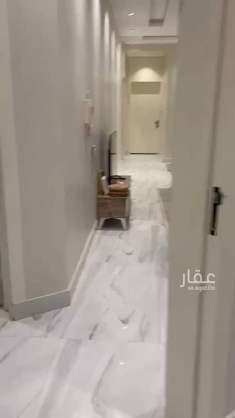 Floor for Rent in Riyadh Ar Rimal 7
