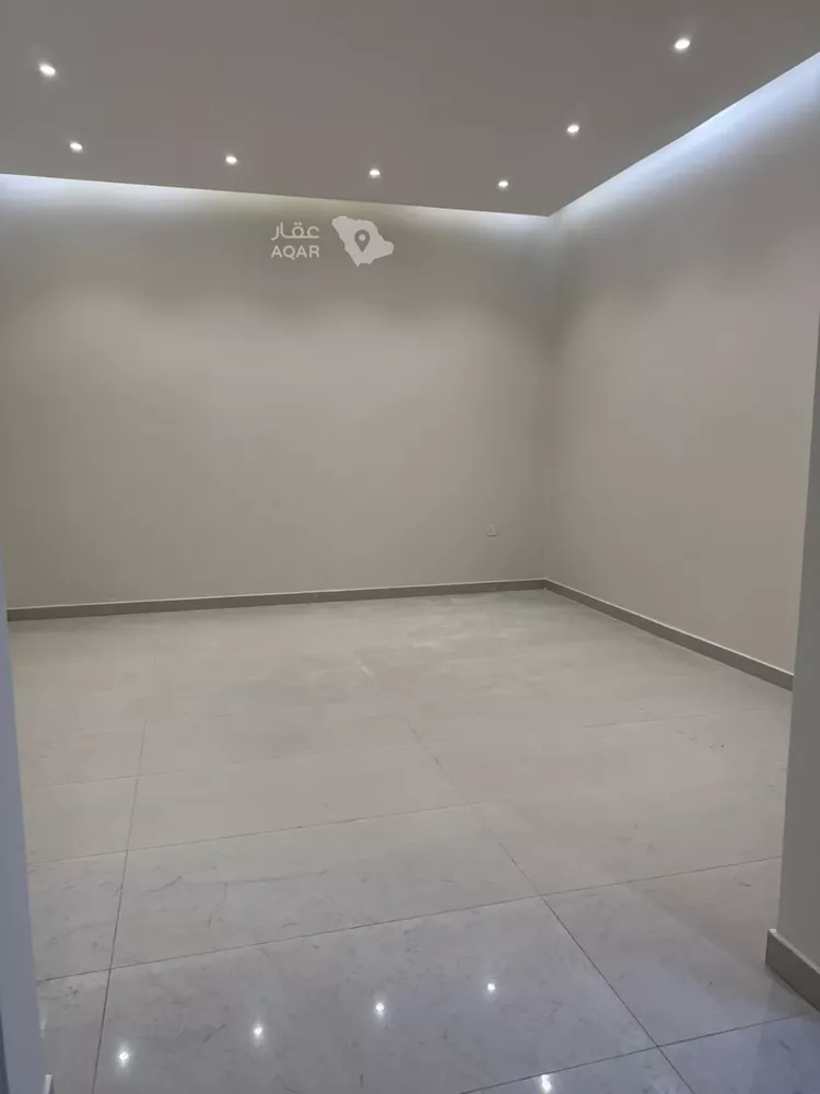 Floor for Rent in Riyadh Al Maizilah صورة 3