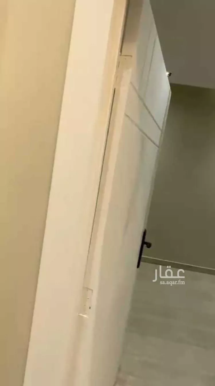 شقة للإيجار في شارع السلطان قابوس بن سعيد, حي المعيزيلة, مدينة الرياض, منطقة الرياض 15
