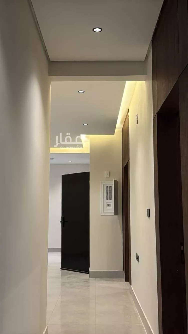 دور للبيع في شارع مجلس علي الطويلعي, حي المعيزيلة, مدينة الرياض, منطقة الرياض 1 صورة