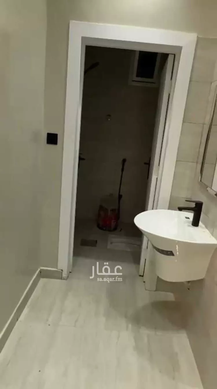 شقة للإيجار في شارع السلطان قابوس بن سعيد, حي المعيزيلة, مدينة الرياض, منطقة الرياض 17