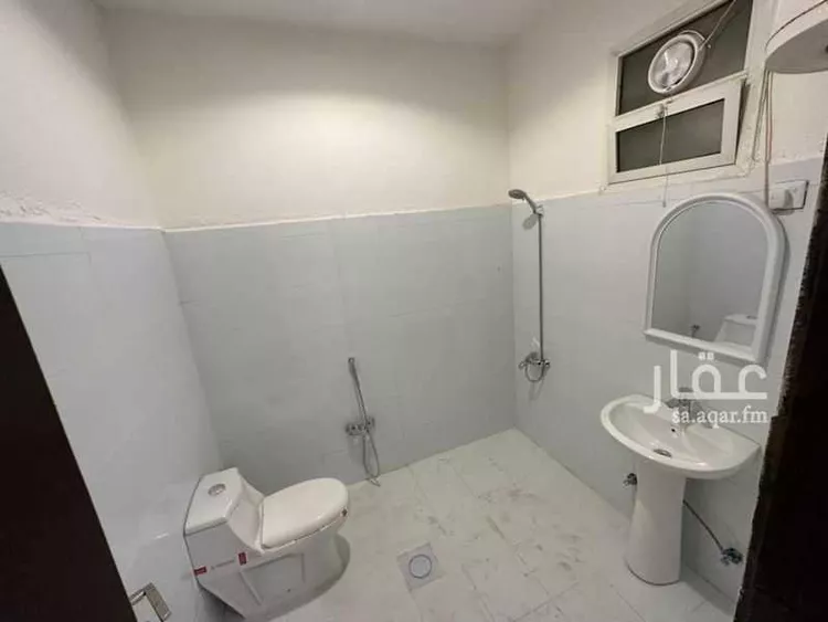 فيلا للإيجار في شارع المحاميد, حي المعيزيلة, مدينة الرياض, منطقة الرياض صورة 4