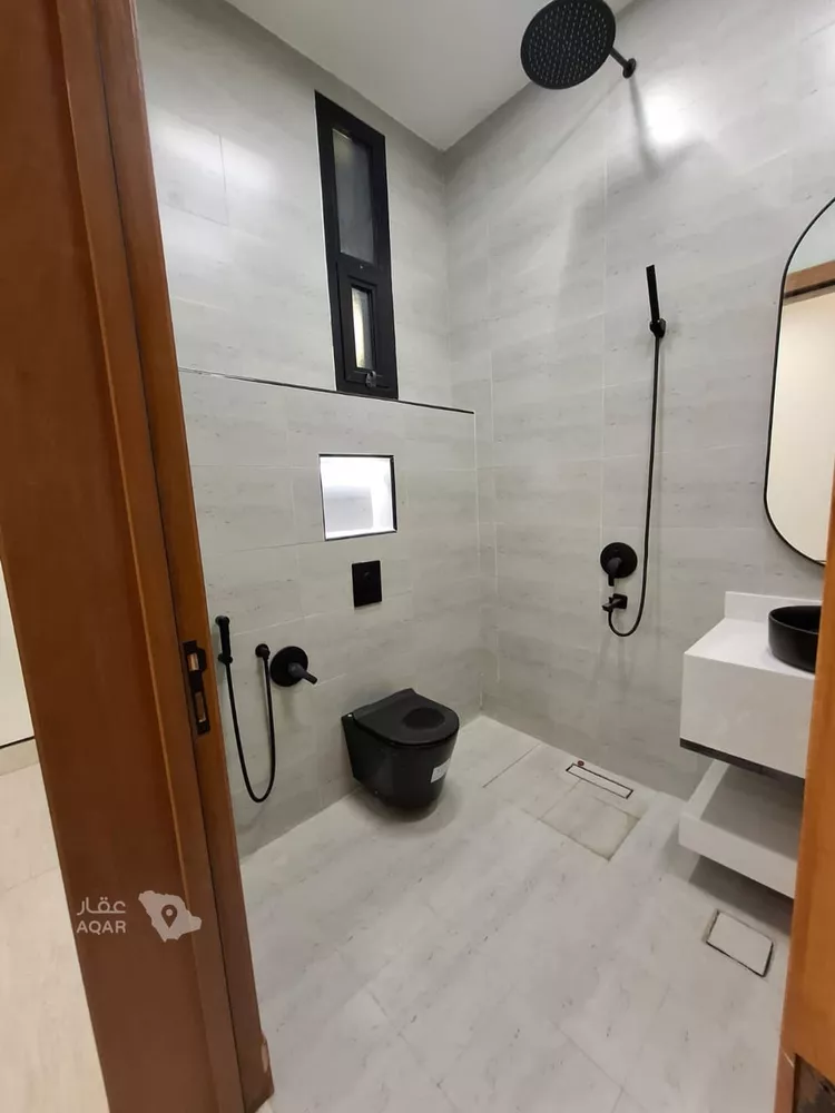 Floor for Rent in Riyadh Al Maizilah 14