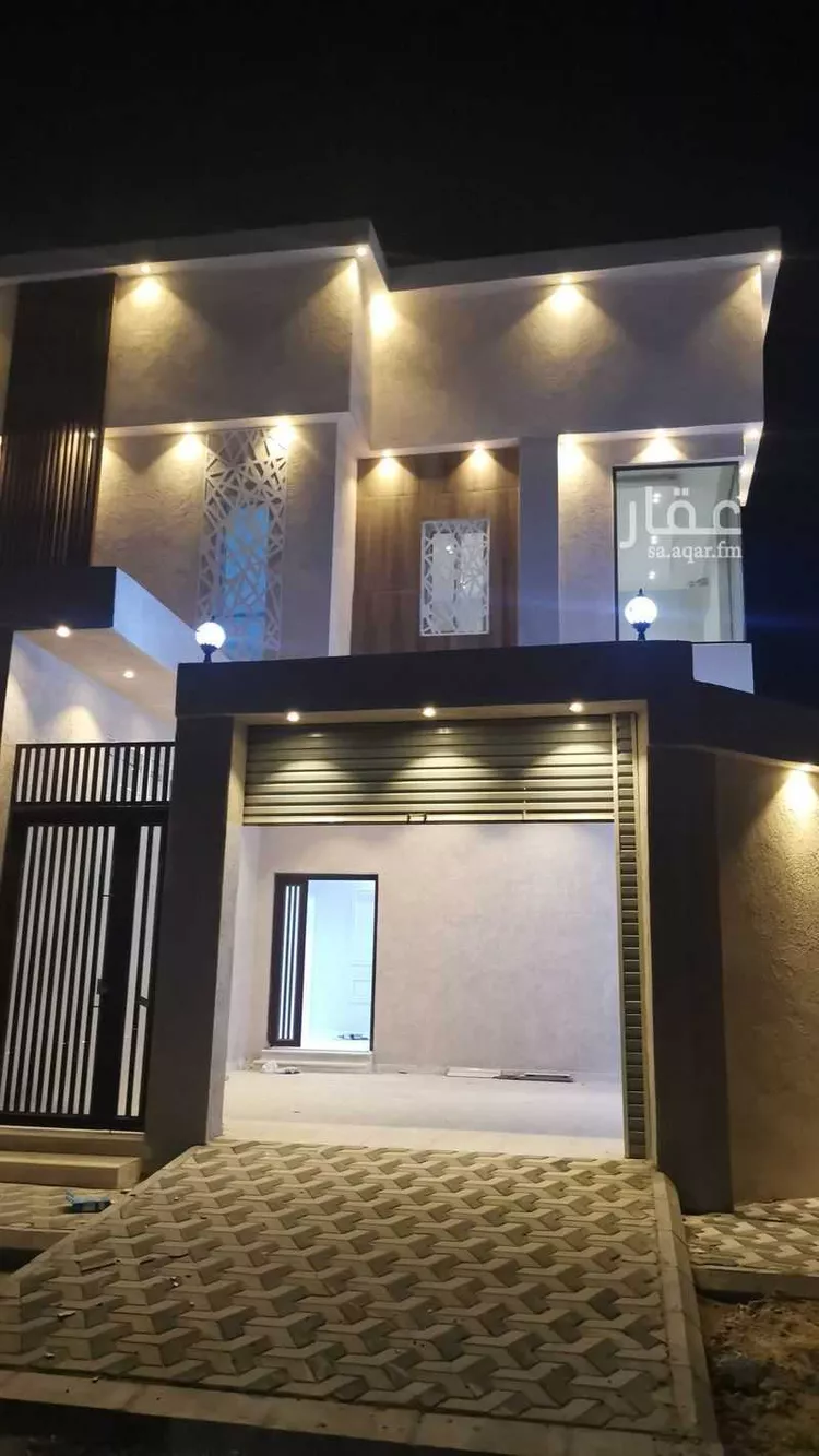 فيلا للبيع في حي ، شارع ابن رجاء ، ضاحية الملك فهد ، الدمام ، الدمام