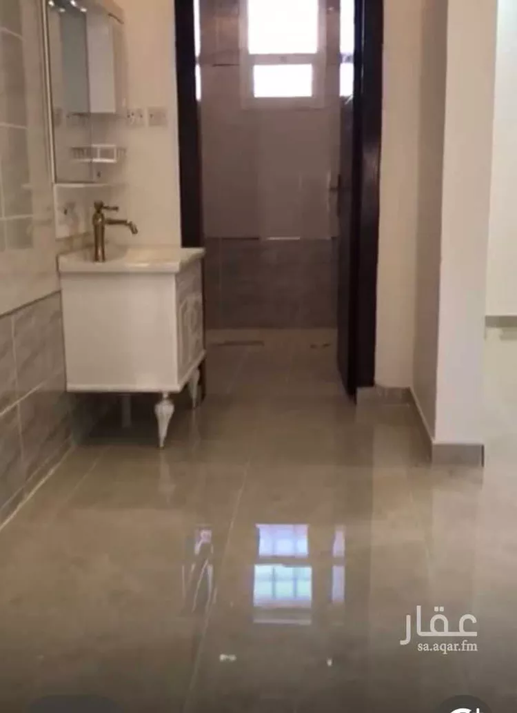 فيلا للبيع في شارع الفخر الأصبهاني, حي السعادة, مدينة الرياض, منطقة الرياض صورة 5
